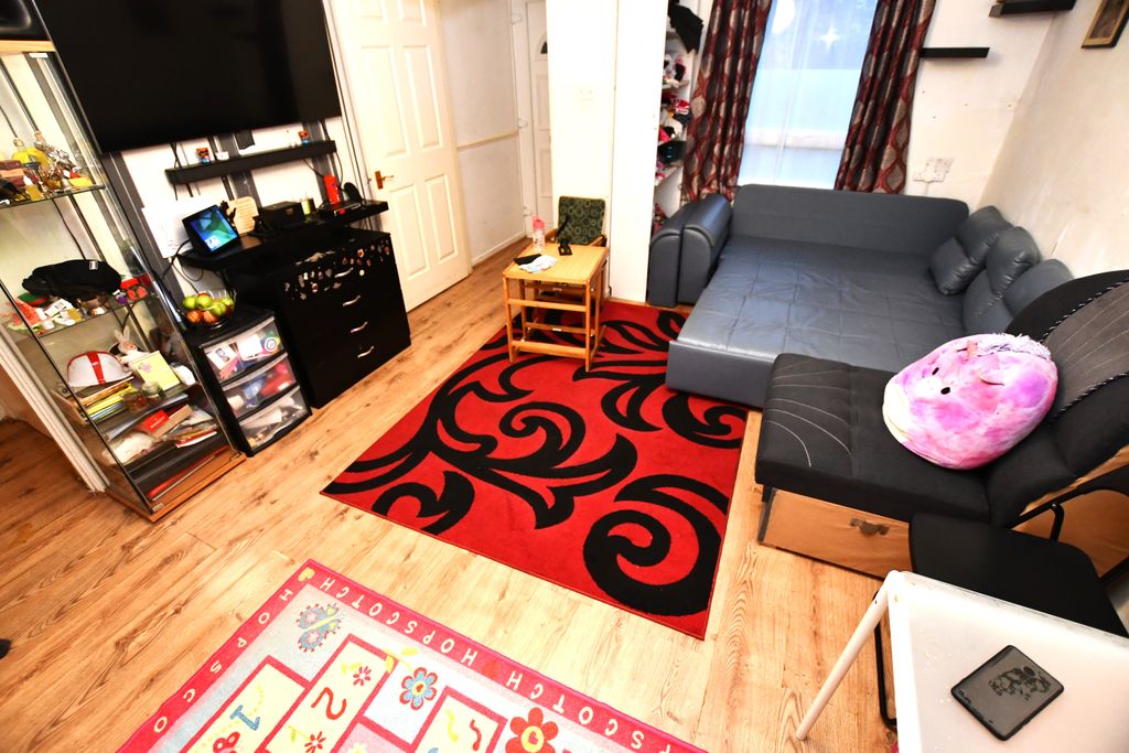 Property photo 2 of 11 Dsc_3174