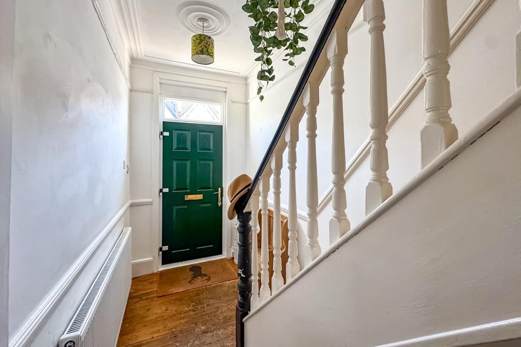 Property photo 1 of 26 Entrance Hall