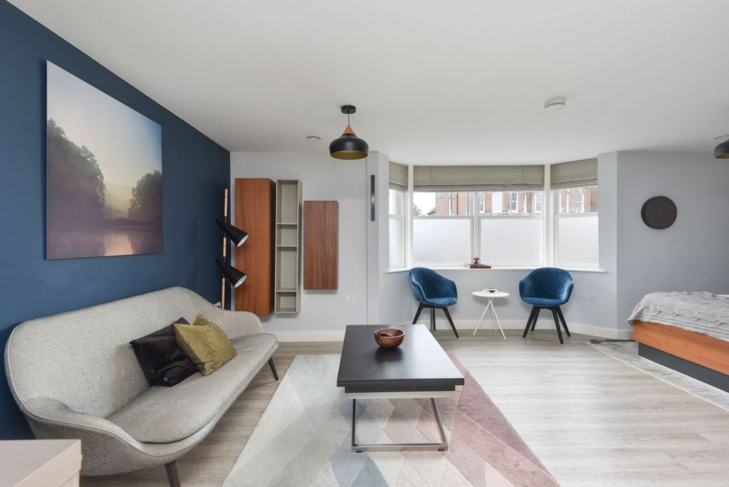 Property photo 2 of 9 4703994