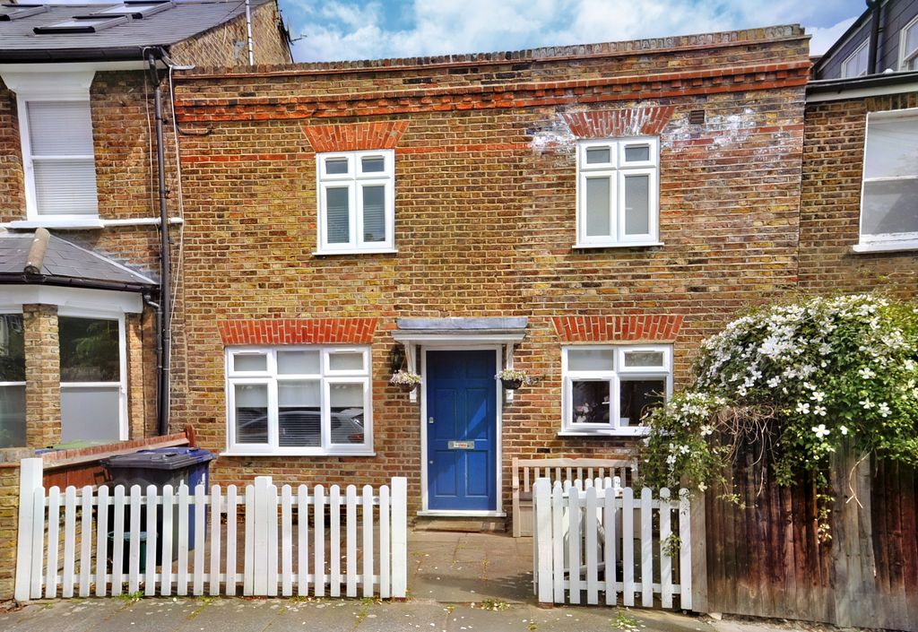 Property photo 1 of 7