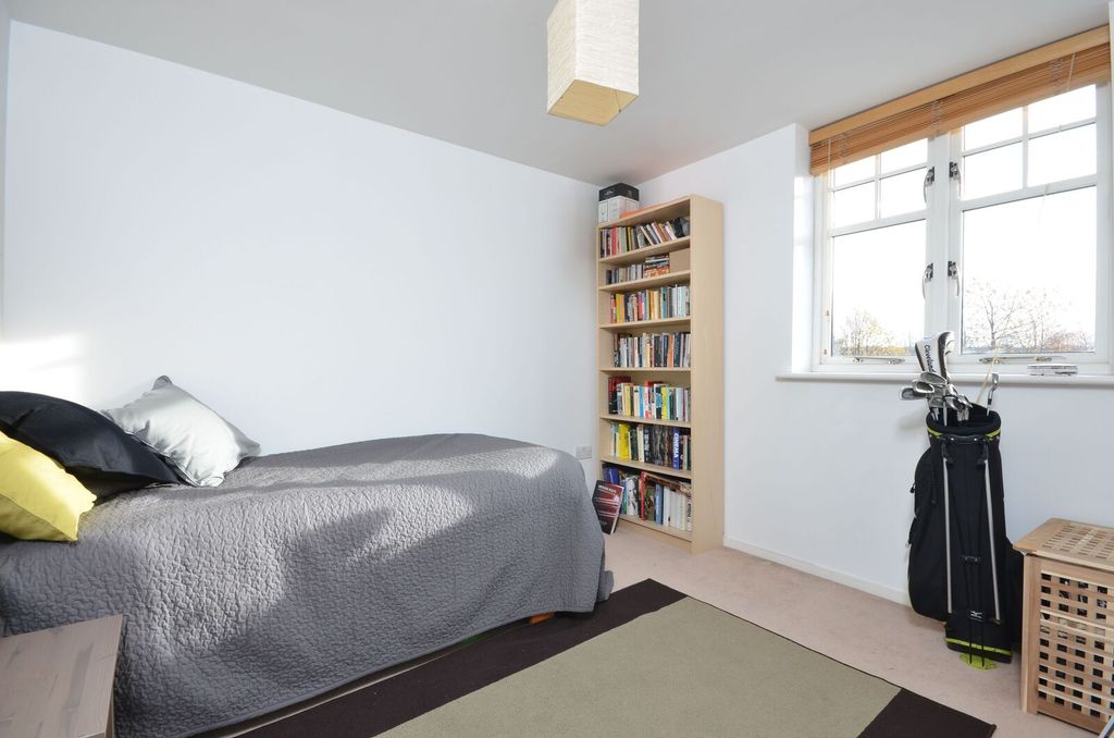 Property photo 3 of 8
