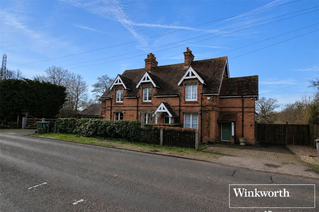 Property photo 2 of 18 Picture No. 32