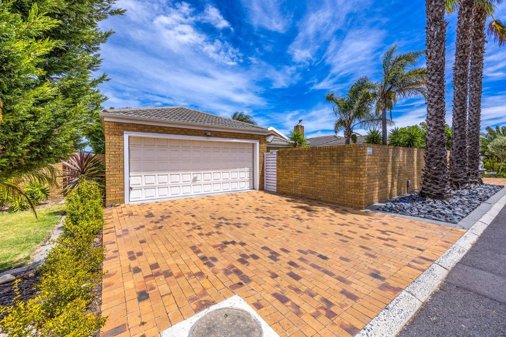 Property photo 1 of 21 Dbv1721432