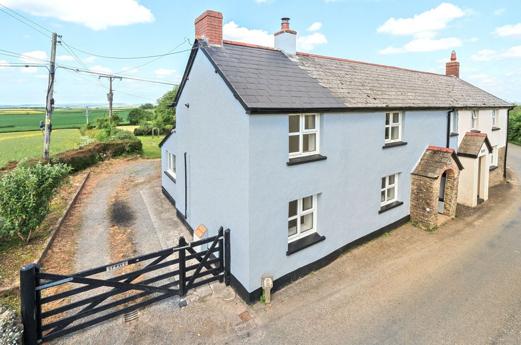 Property photo 1 of 22 1294052-1-682B5d1...