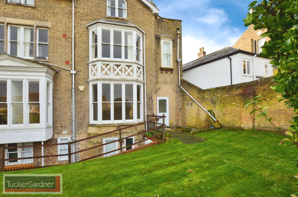 Property photo 2 of 4