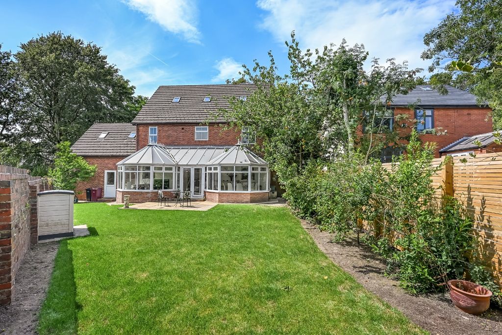 Property photo 2 of 61 5327194
