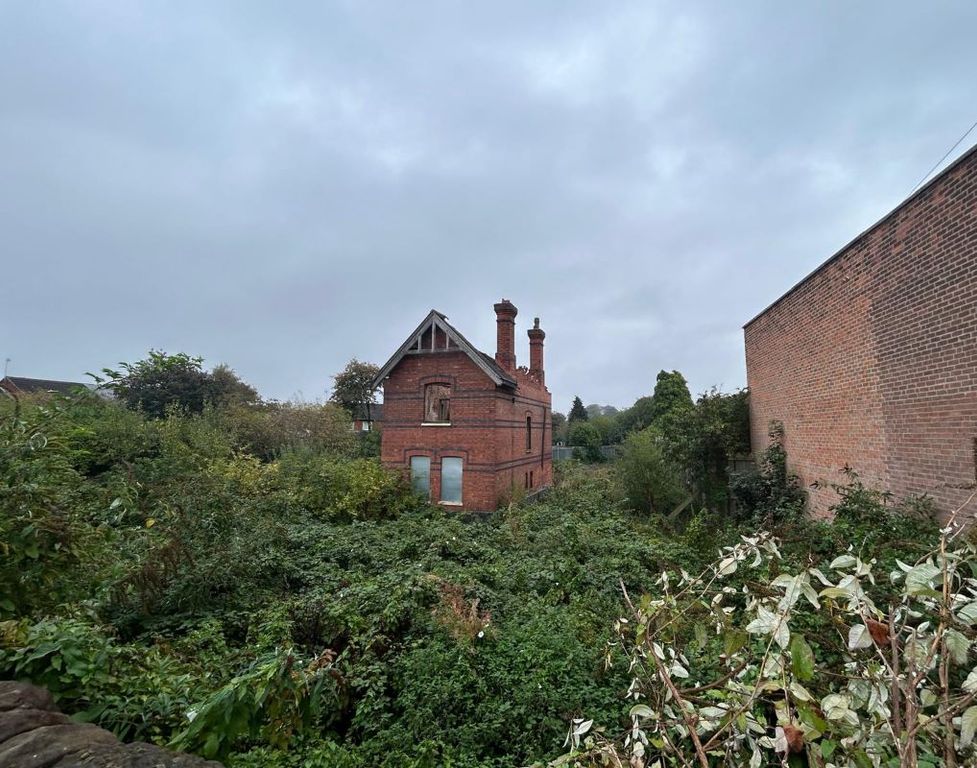 Property photo 1 of 7