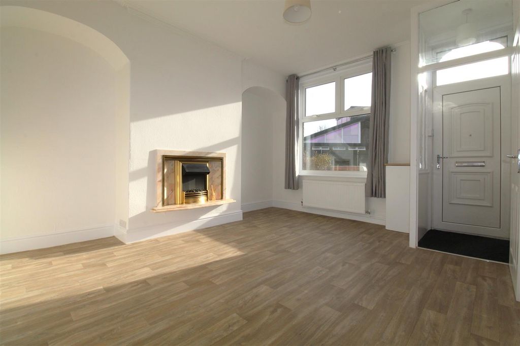 Property photo 2 of 19 Img_1235.Jpg