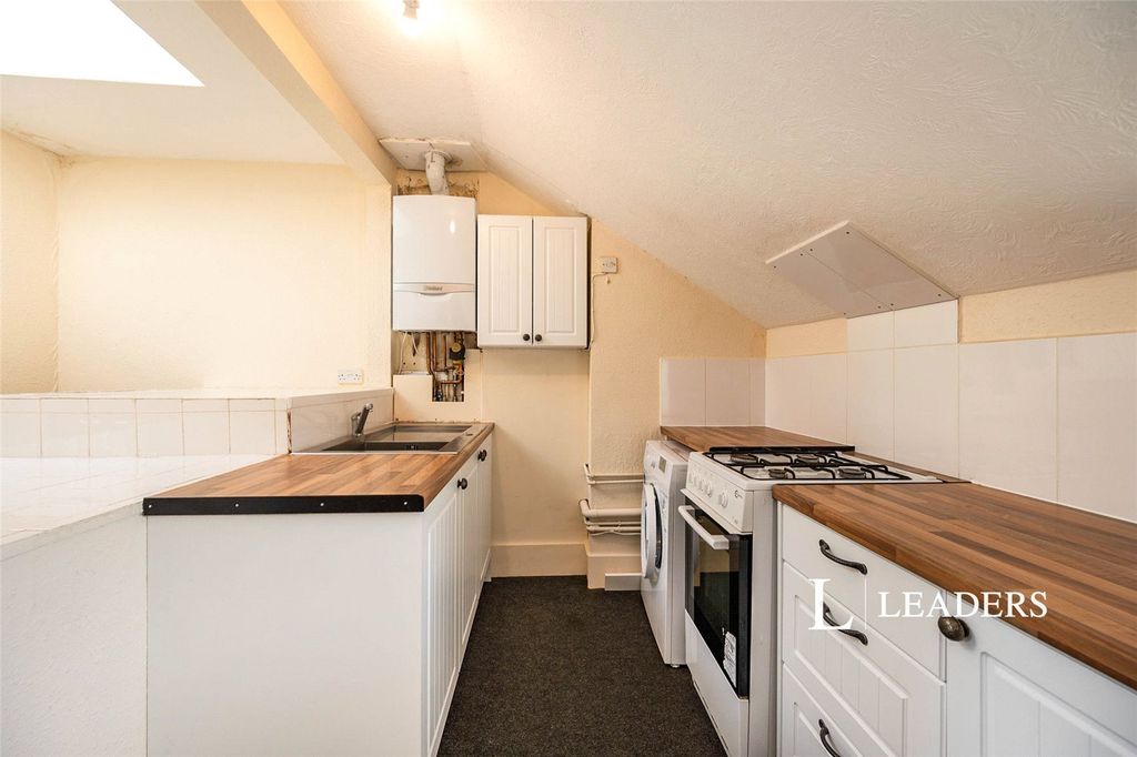 Property photo 2 of 10 Picture No. 02