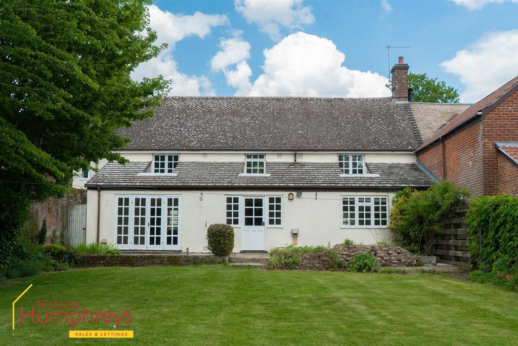 Property photo 1 of 29