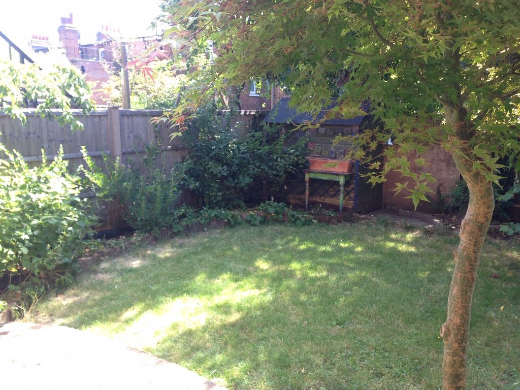 Property photo 1 of 11 Photo 7