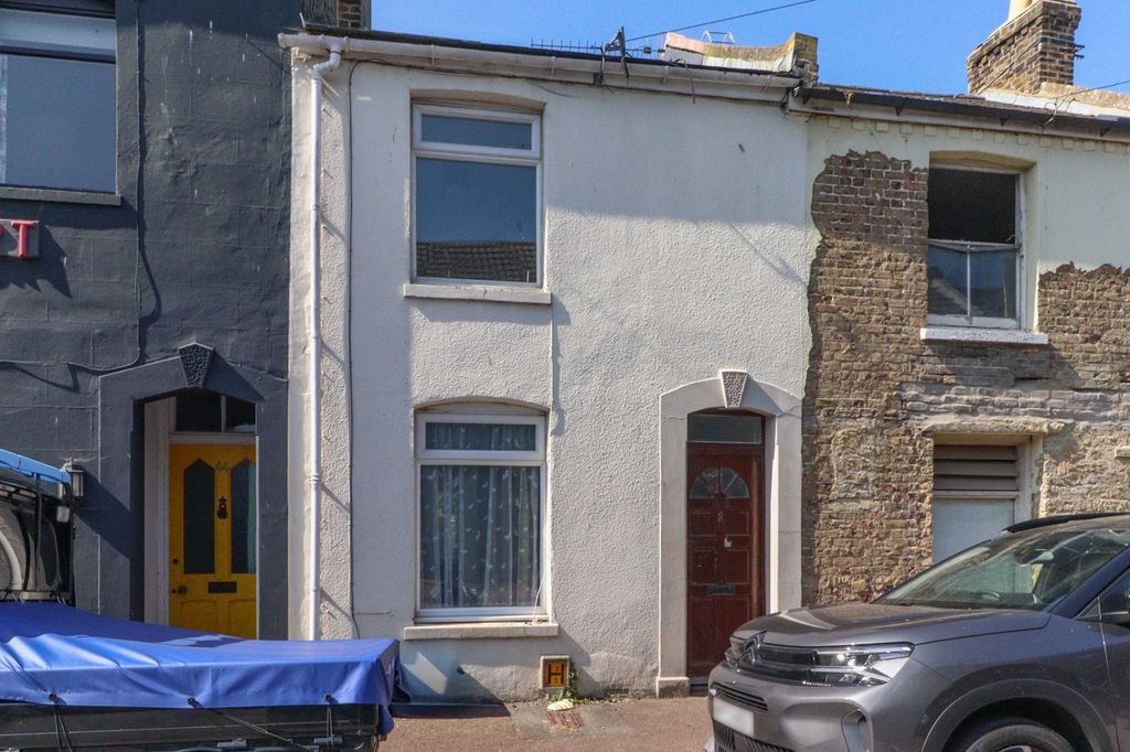 Property photo 1 of 12 Picture No. 01
