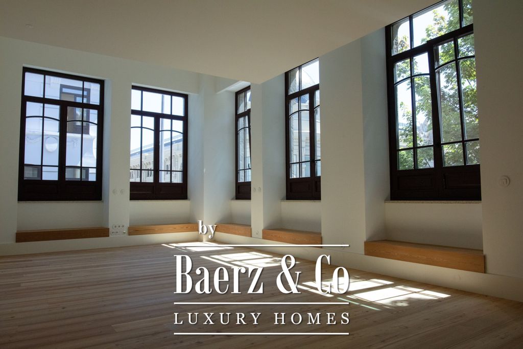 Property photo 3 of 35