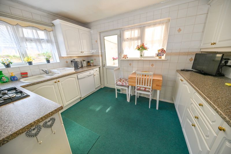 Property photo 3 of 12 Photo 2