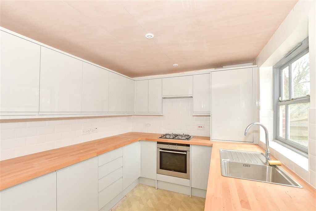 Property photo 3 of 14 Kitchen/Diner