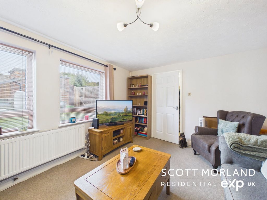Property photo 3 of 11
