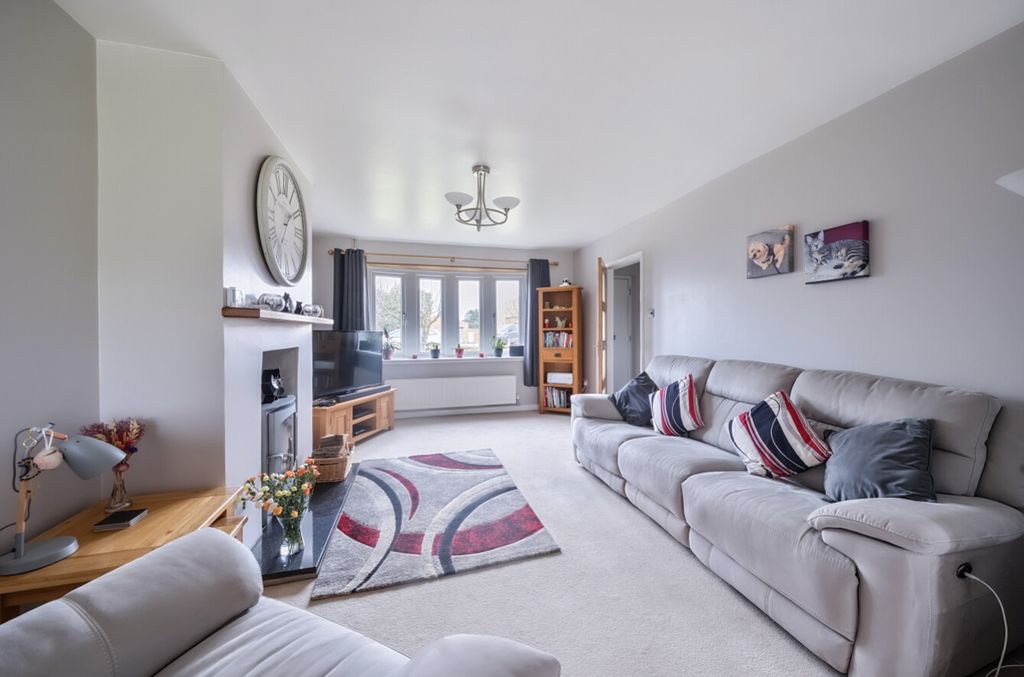 Property photo 2 of 27 1265128 (12)