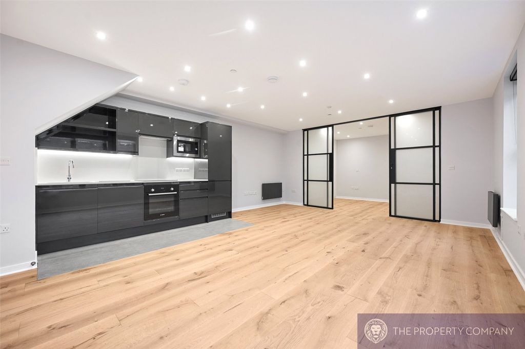 Property photo 1 of 9 Picture No. 05