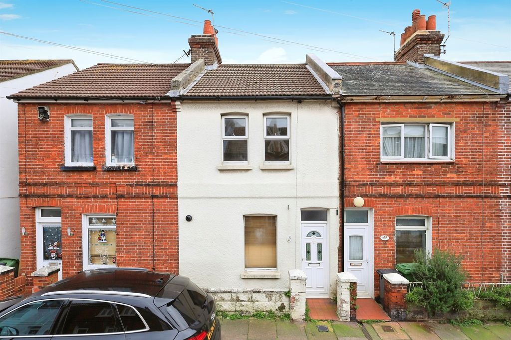 Property photo 1 of 12