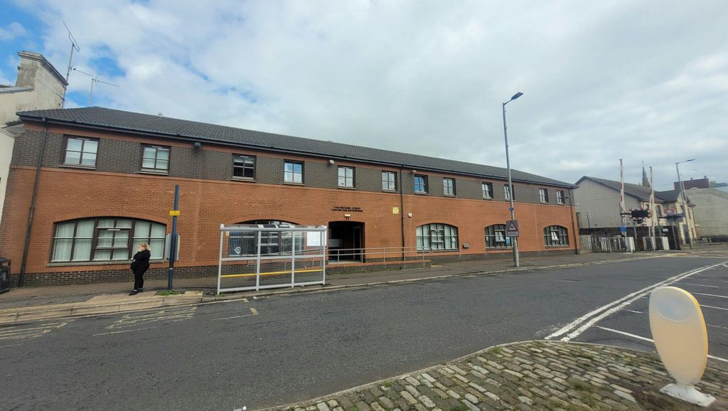 Property photo 1 of 15 Image 1