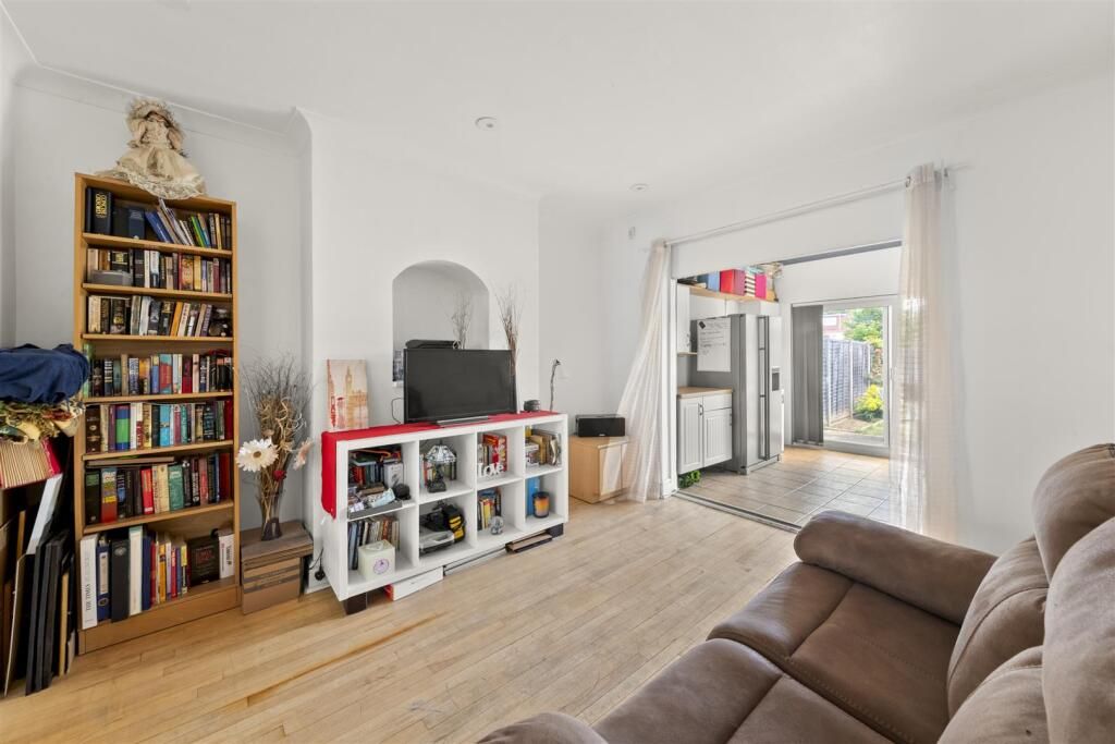 Property photo 3 of 16