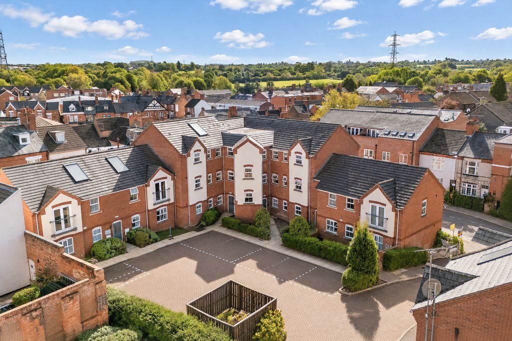 Property photo 1 of 16 F1