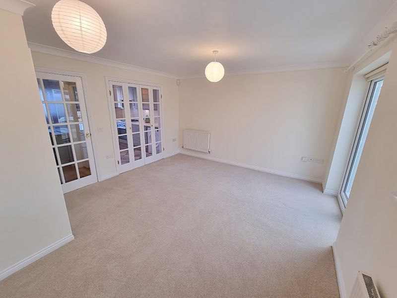 Property photo 2 of 13 Photo 9