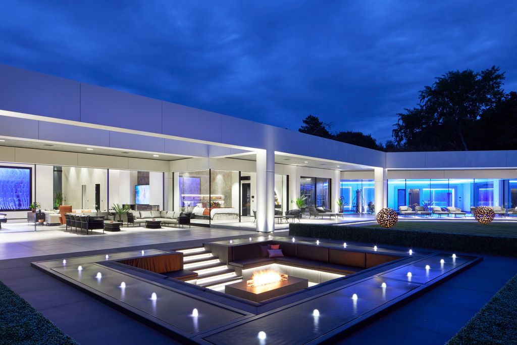 Property photo 3 of 42