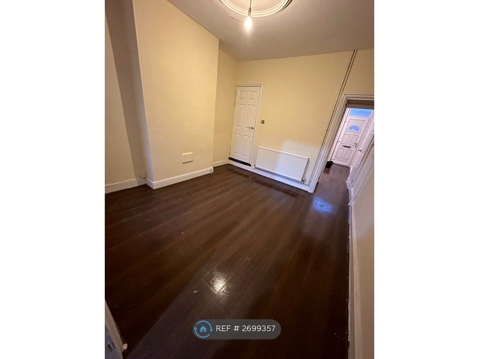 Property photo 3 of 11 Second Room