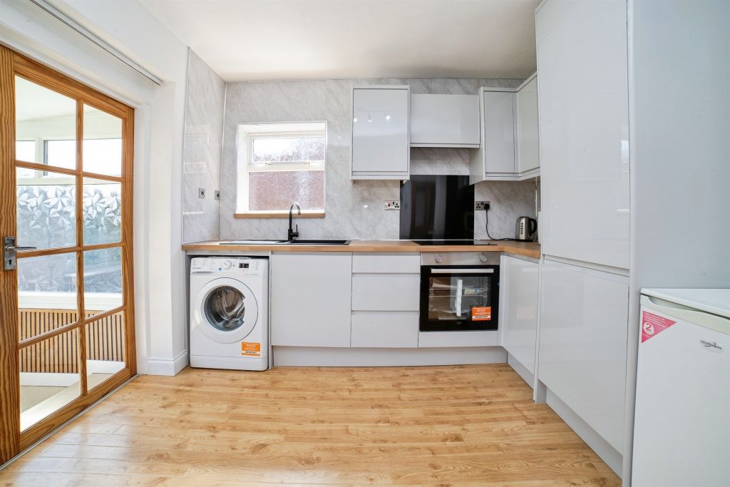 Property photo 3 of 20