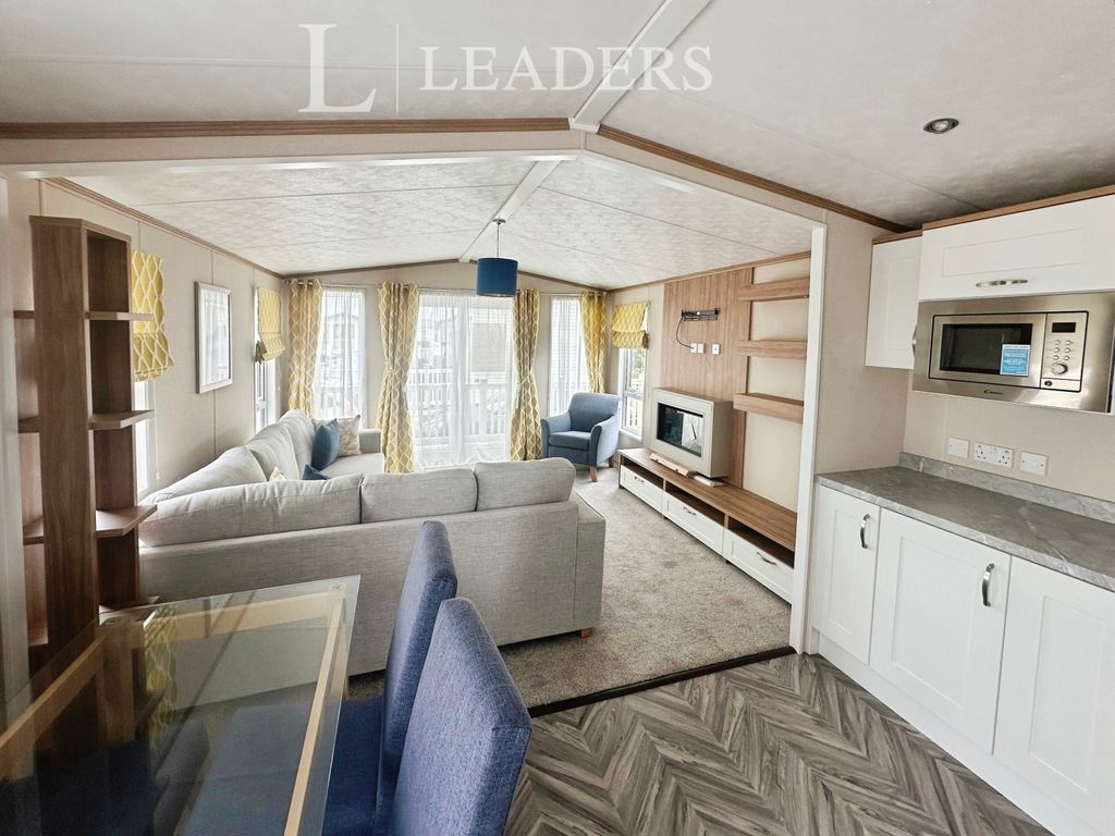 Property photo 3 of 16 Floorplan