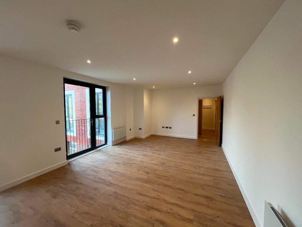 Property photo 1 of 6 Living Area