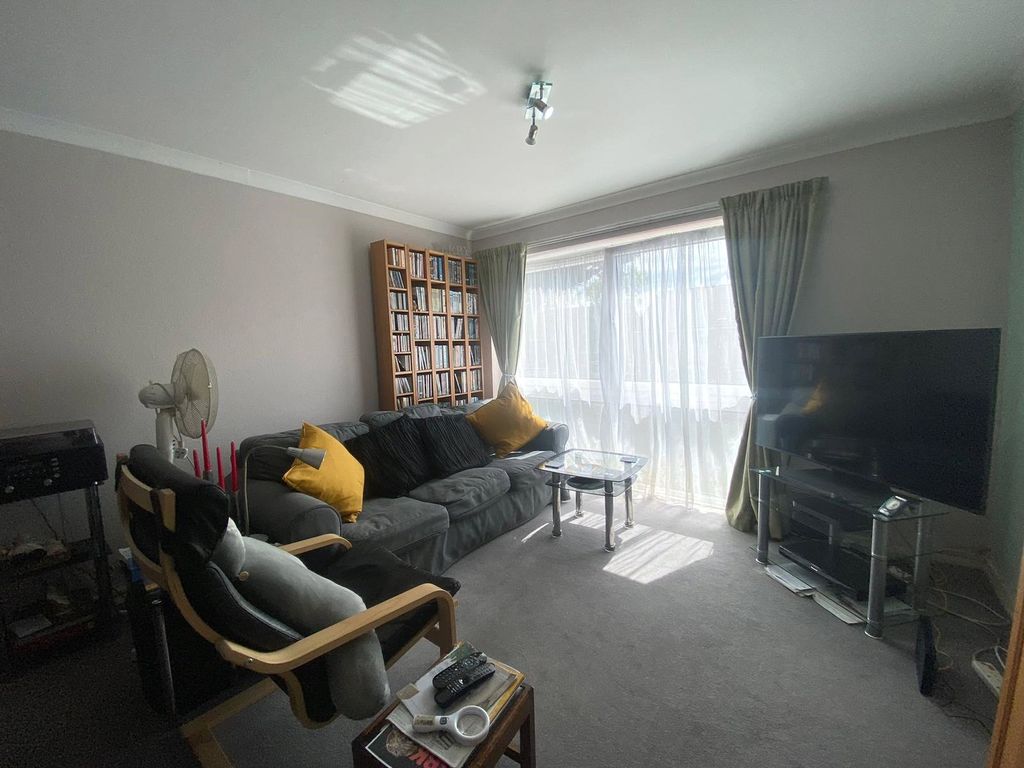 Property photo 2 of 12 Picture No. 12