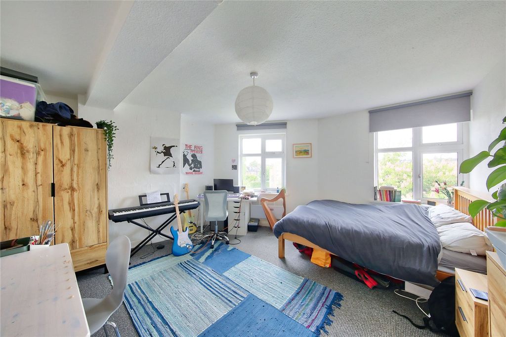 Property photo 3 of 10 Picture No. 04