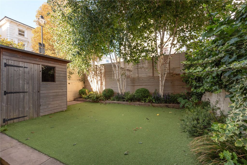 Property photo 2 of 14 Picture No. 16