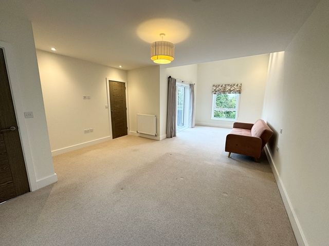 Additional image 13 of 3 bed semi-detached house to rentThe Green, Exeter EX2
