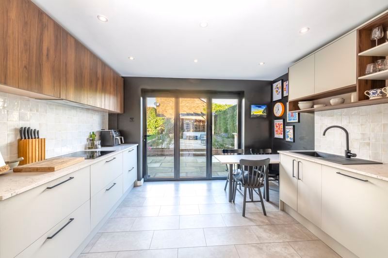 Property photo 2 of 23 Photo 15