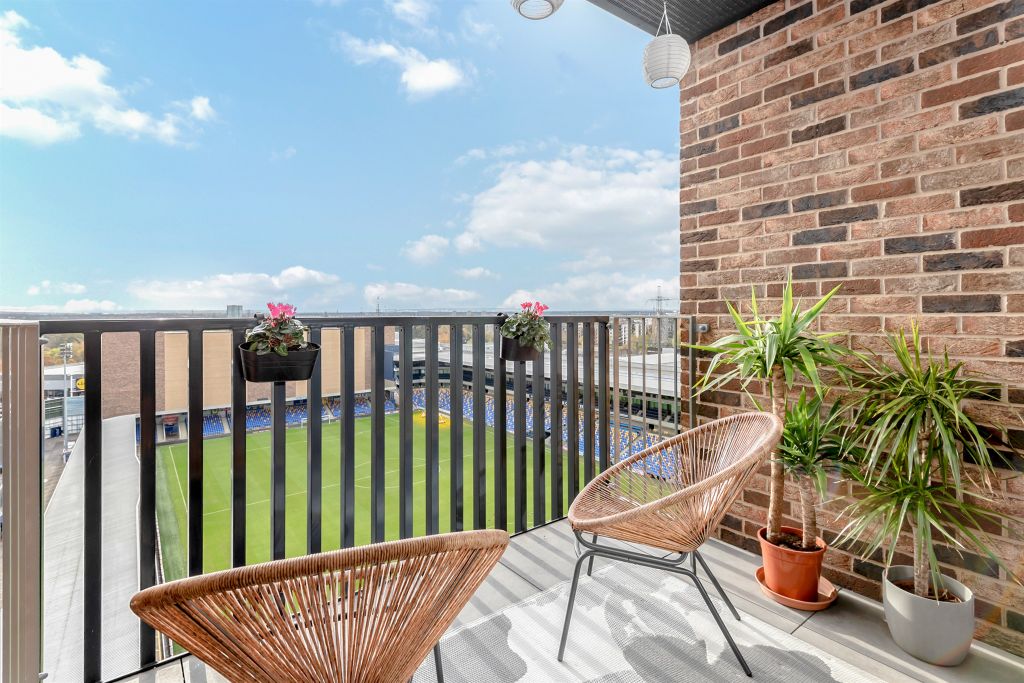 Property photo 2 of 9