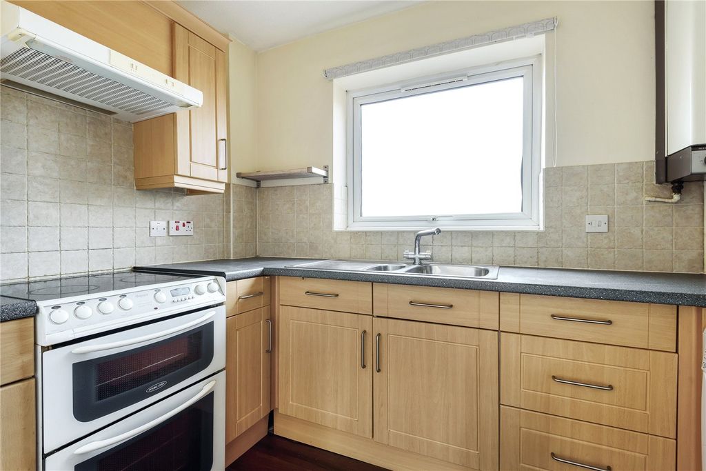 Property photo 3 of 8 Picture No. 04