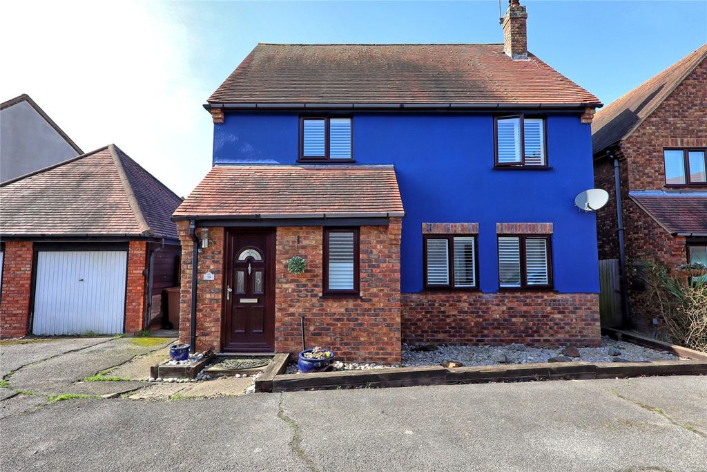 Property photo 2 of 19 Front