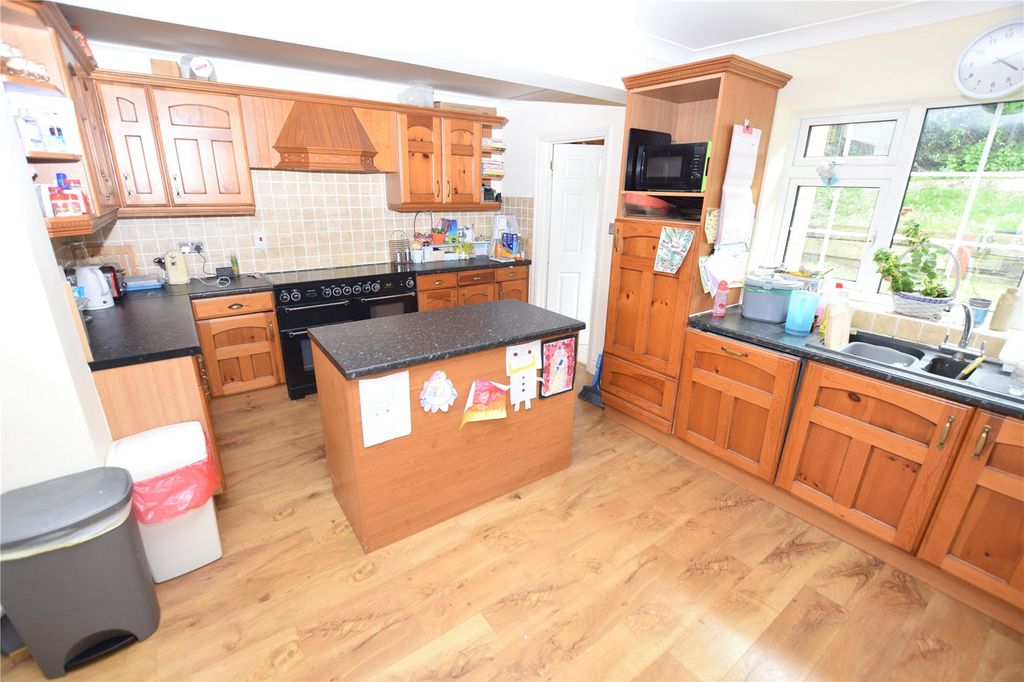 Property photo 3 of 15 Kitchen/Diner