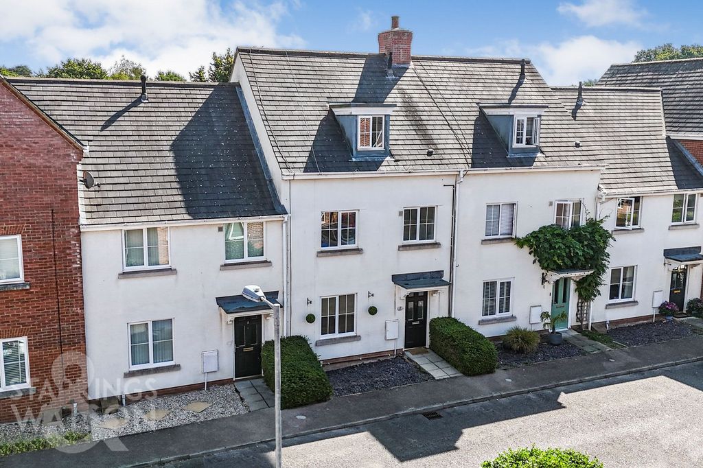 Property photo 3 of 22