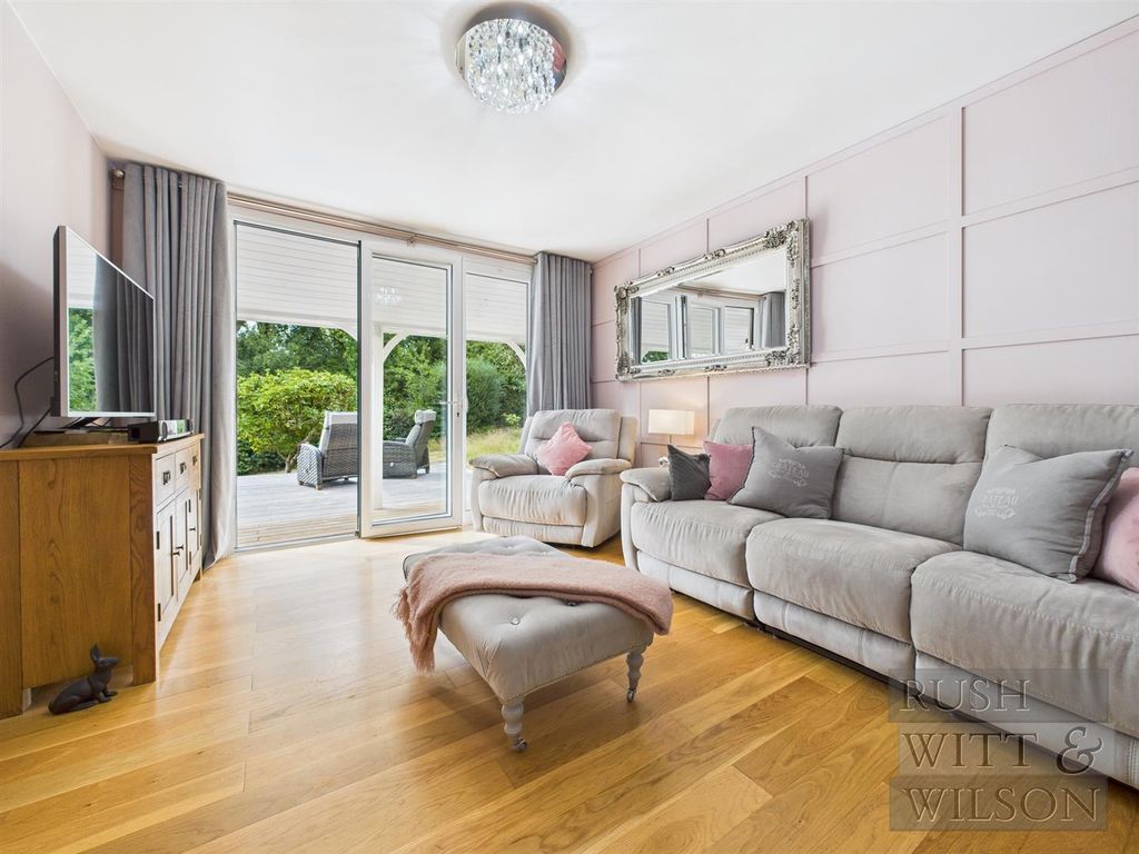 Property photo 3 of 42