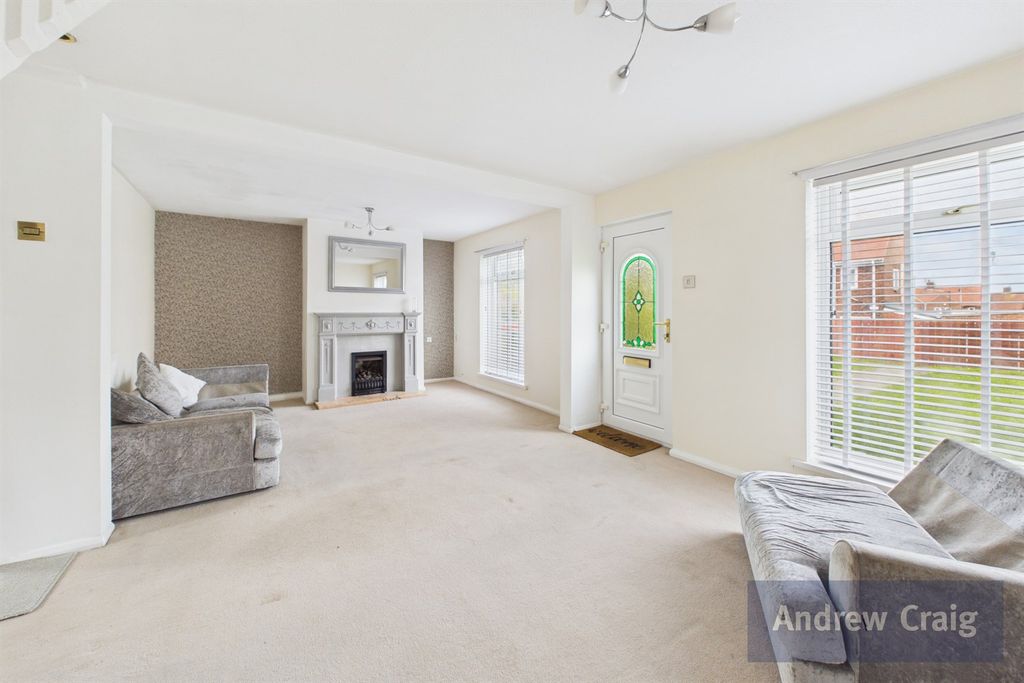 Property photo 2 of 14 Lounge/Diner