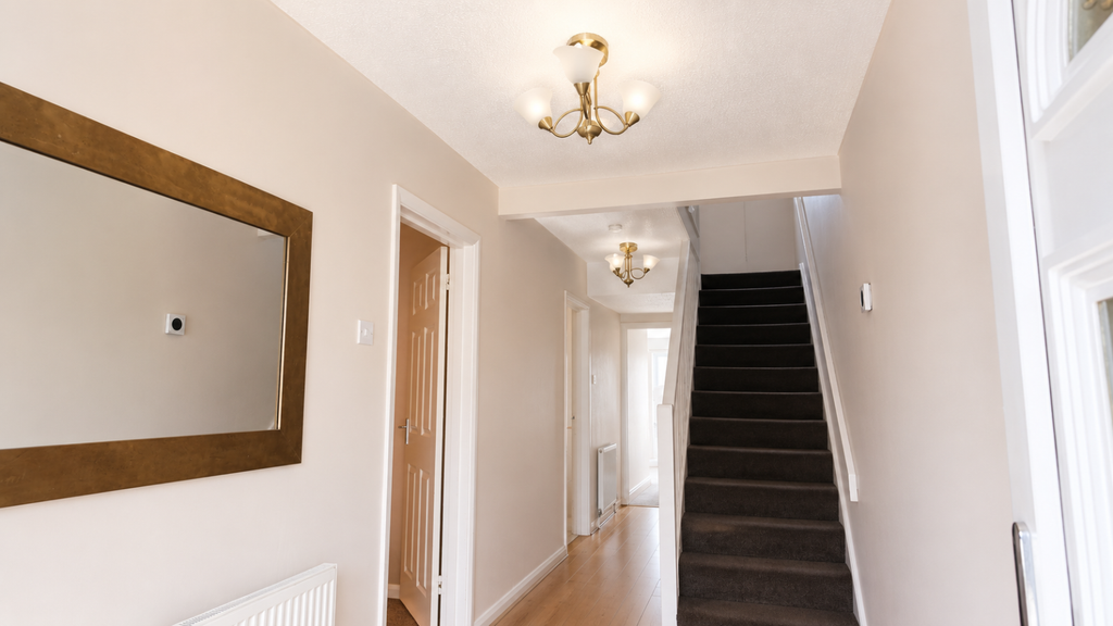Property photo 2 of 14 0Ff825Ca-0Baa-4213-899F-77Be14A8E237 (002)