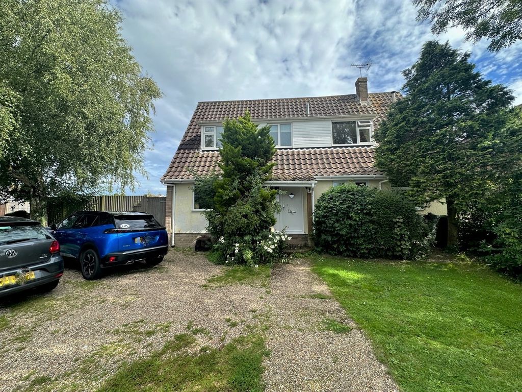 Property photo 1 of 17 Exterior