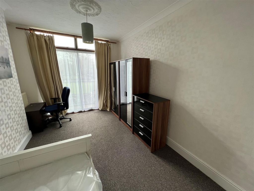 Property photo 3 of 5 Zdxiuiyla7A6Mmodgzvx6Gv_Yj0.Jpg