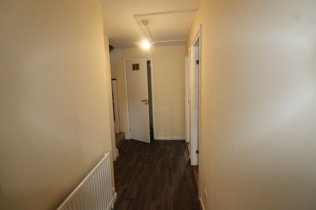 Property photo 2 of 26