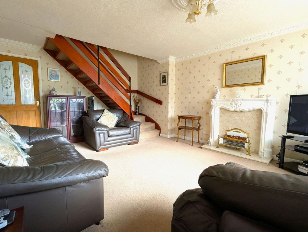 Property photo 3 of 15 Photograph 3