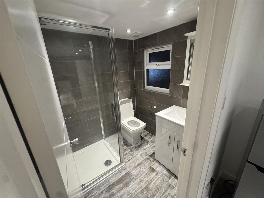 Property photo 2 of 3 Tempimage1Qwc0Q.Jpg